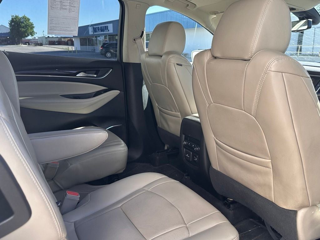2018 Buick Enclave Essence