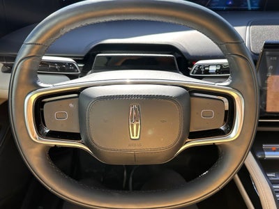2025 Lincoln Nautilus Premiere II