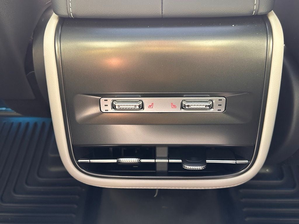 2025 Lincoln Nautilus Premiere II