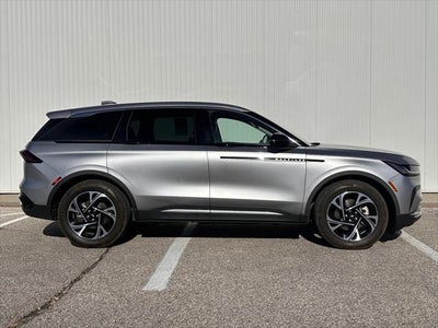 2025 Lincoln Nautilus Premiere II
