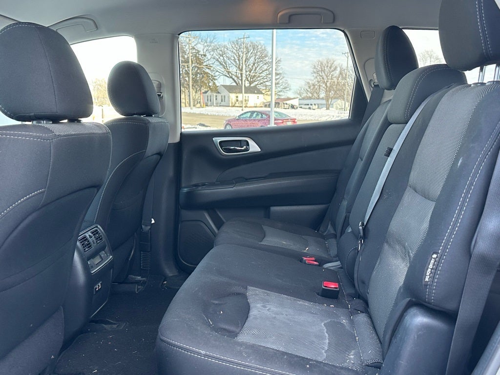 2020 Nissan Pathfinder SV