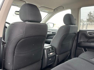 2020 Nissan Pathfinder SV