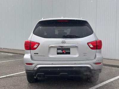 2020 Nissan Pathfinder SV