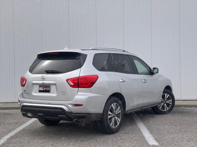 2020 Nissan Pathfinder SV