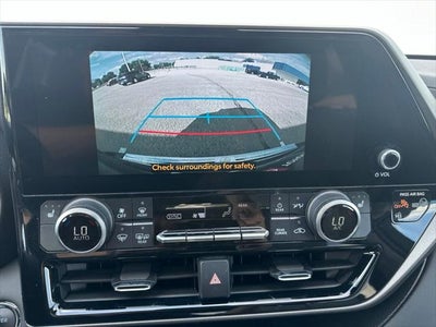 2023 Toyota Highlander Hybrid Bronze Edition