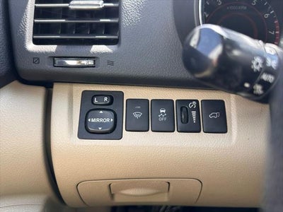 2011 Toyota Highlander SE