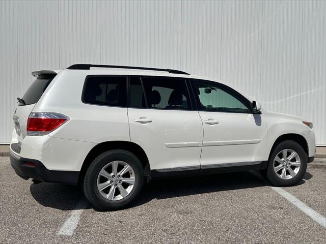 2011 Toyota Highlander SE