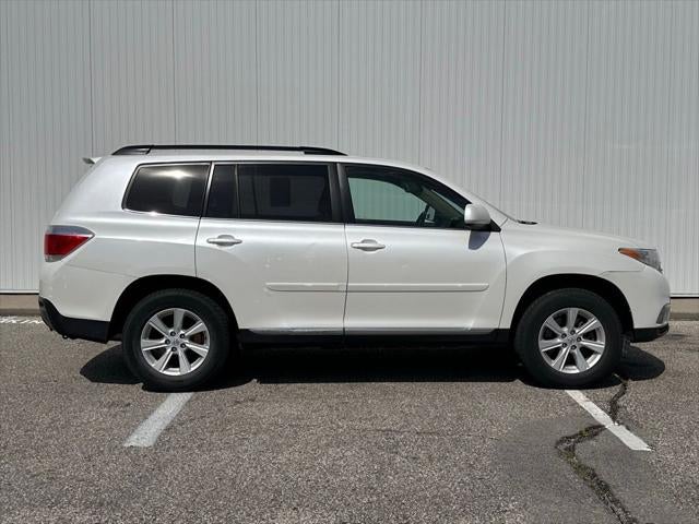 2011 Toyota Highlander SE