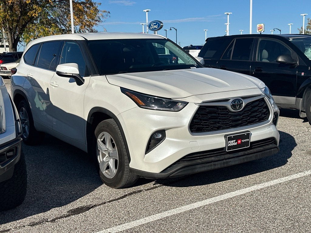 2021 Toyota Highlander LE
