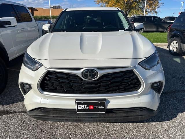 2021 Toyota Highlander LE