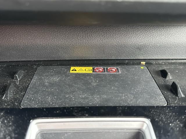 2025 Toyota Sienna Platinum Hybrid 7 Passenger