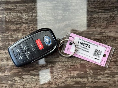 2025 Toyota Sienna Platinum Hybrid 7 Passenger