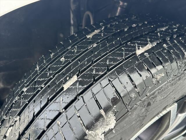 2025 Toyota Sienna Platinum Hybrid 7 Passenger