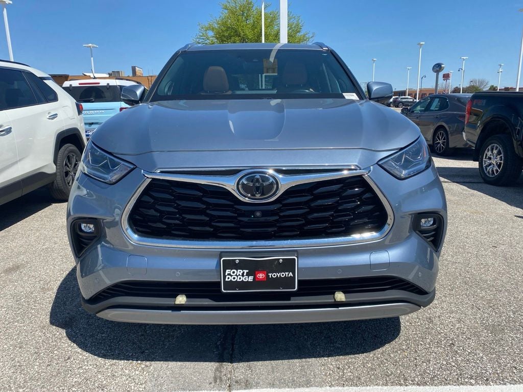 2021 Toyota Highlander Platinum