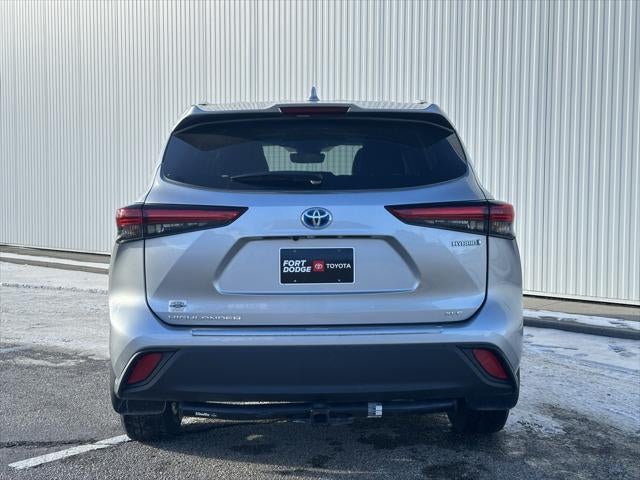 2022 Toyota Highlander Hybrid XLE