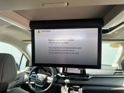2021 Toyota Sienna XLE 8 Passenger