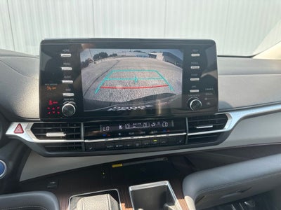 2021 Toyota Sienna XLE 8 Passenger