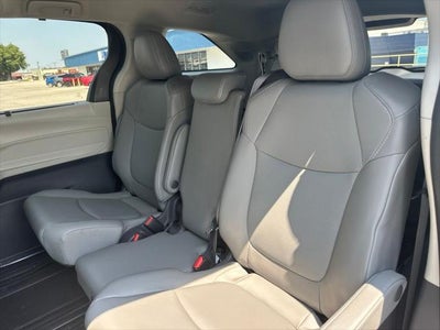 2021 Toyota Sienna XLE 8 Passenger