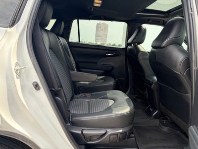 2022 Toyota Highlander XSE