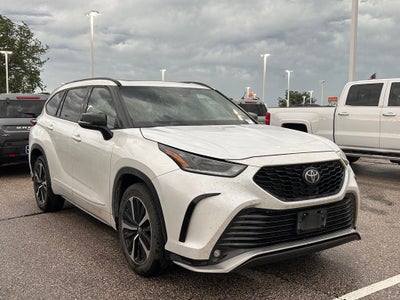 2022 Toyota Highlander XSE