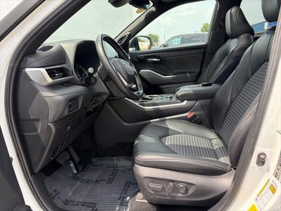 2022 Toyota Highlander XSE