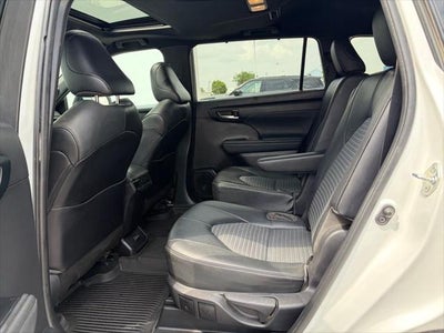 2022 Toyota Highlander XSE