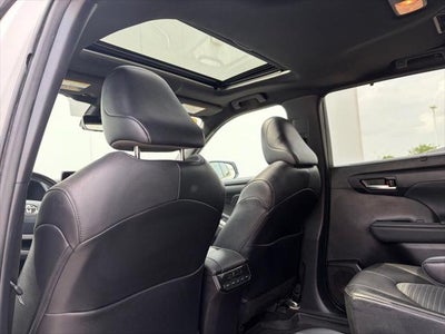 2022 Toyota Highlander XSE