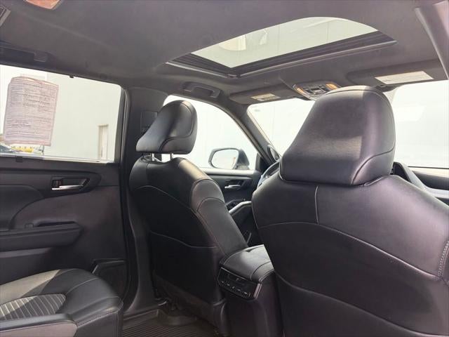 2022 Toyota Highlander XSE