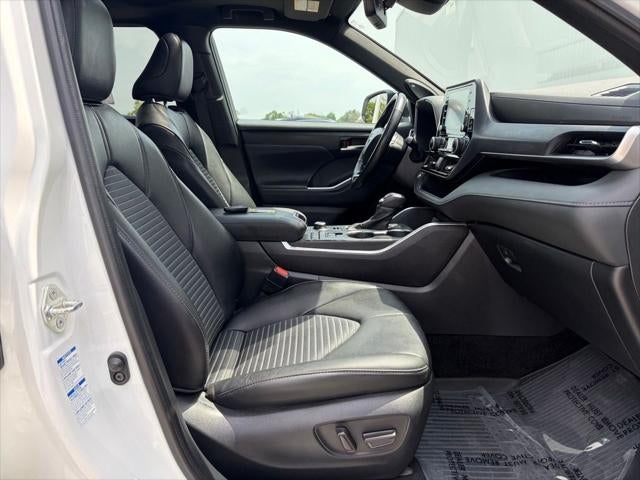 2022 Toyota Highlander XSE