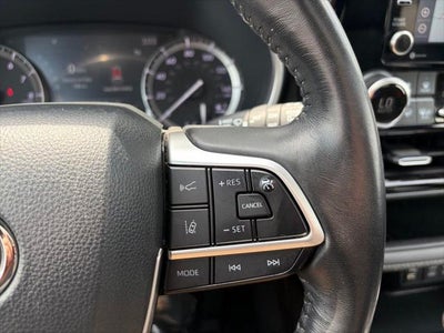 2022 Toyota Highlander XSE