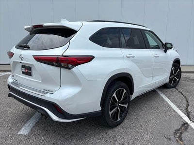 2022 Toyota Highlander XSE
