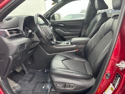 2021 Toyota Highlander XSE