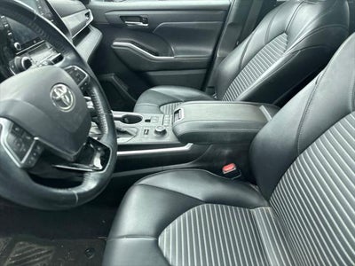 2021 Toyota Highlander XSE