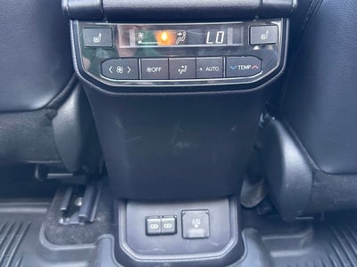 2024 Toyota Highlander Platinum