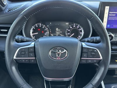 2023 Toyota Highlander XSE