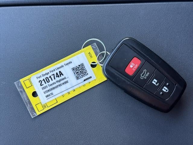 2023 Toyota Highlander XSE