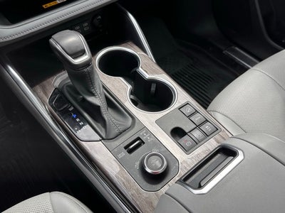 2024 Toyota Highlander Platinum