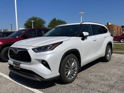 2023 Toyota Highlander Platinum