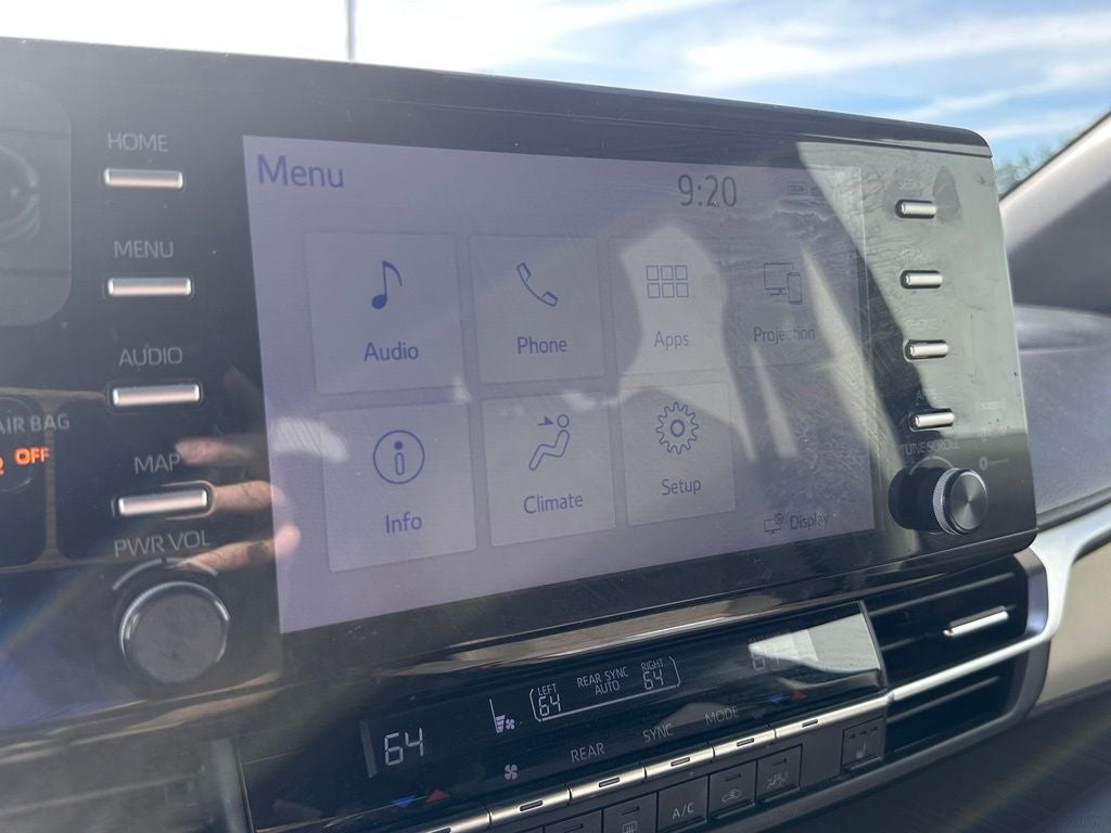2021 Toyota Sienna XLE 7 Passenger