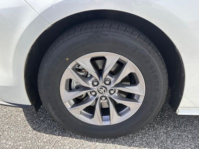 2021 Toyota Sienna XLE 7 Passenger