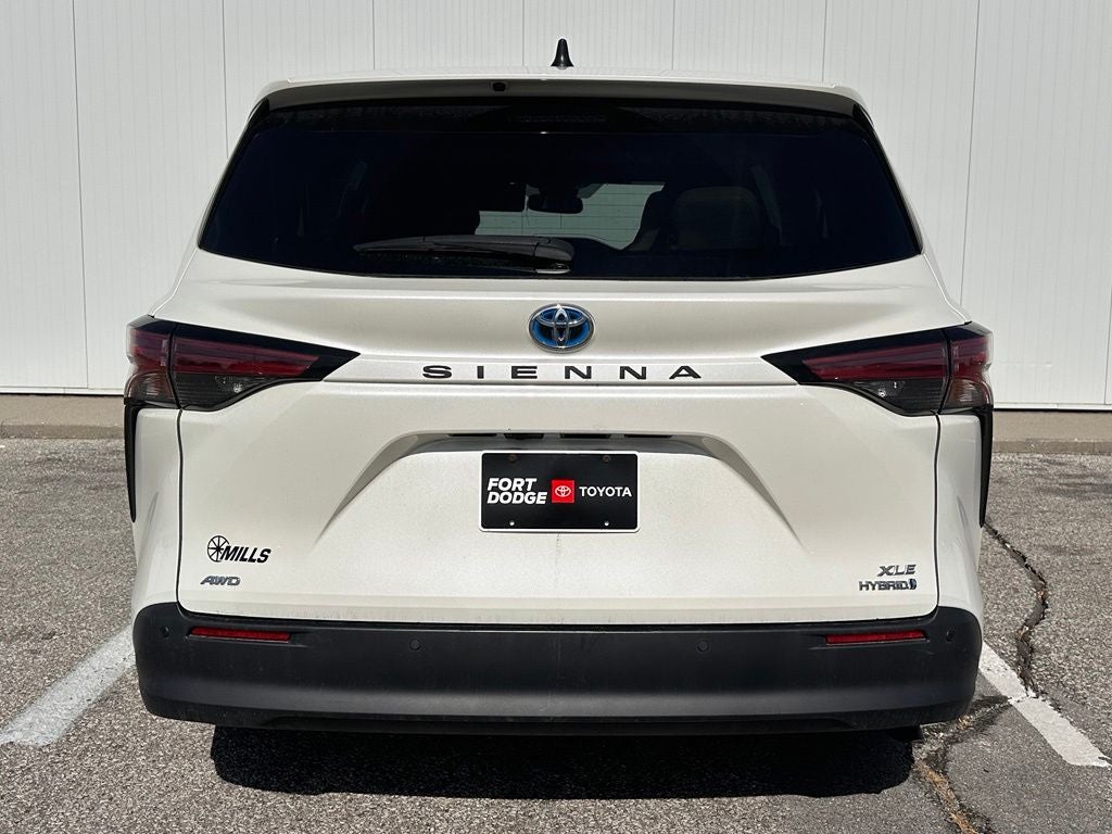 2021 Toyota Sienna XLE 7 Passenger