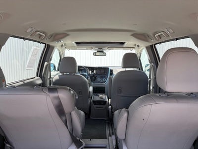 2018 Toyota Sienna XLE 8 Passenger