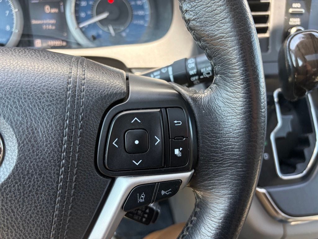 2018 Toyota Sienna XLE 8 Passenger