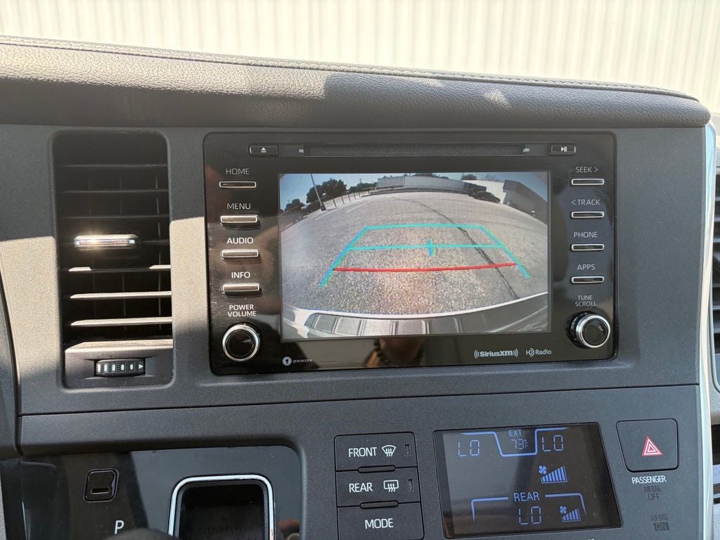 2018 Toyota Sienna XLE 8 Passenger
