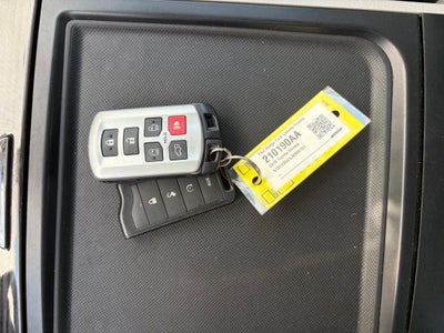 2018 Toyota Sienna XLE 8 Passenger