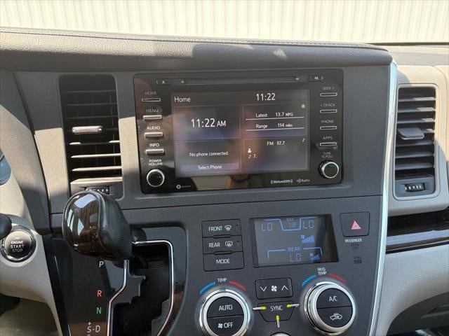 2018 Toyota Sienna XLE 8 Passenger
