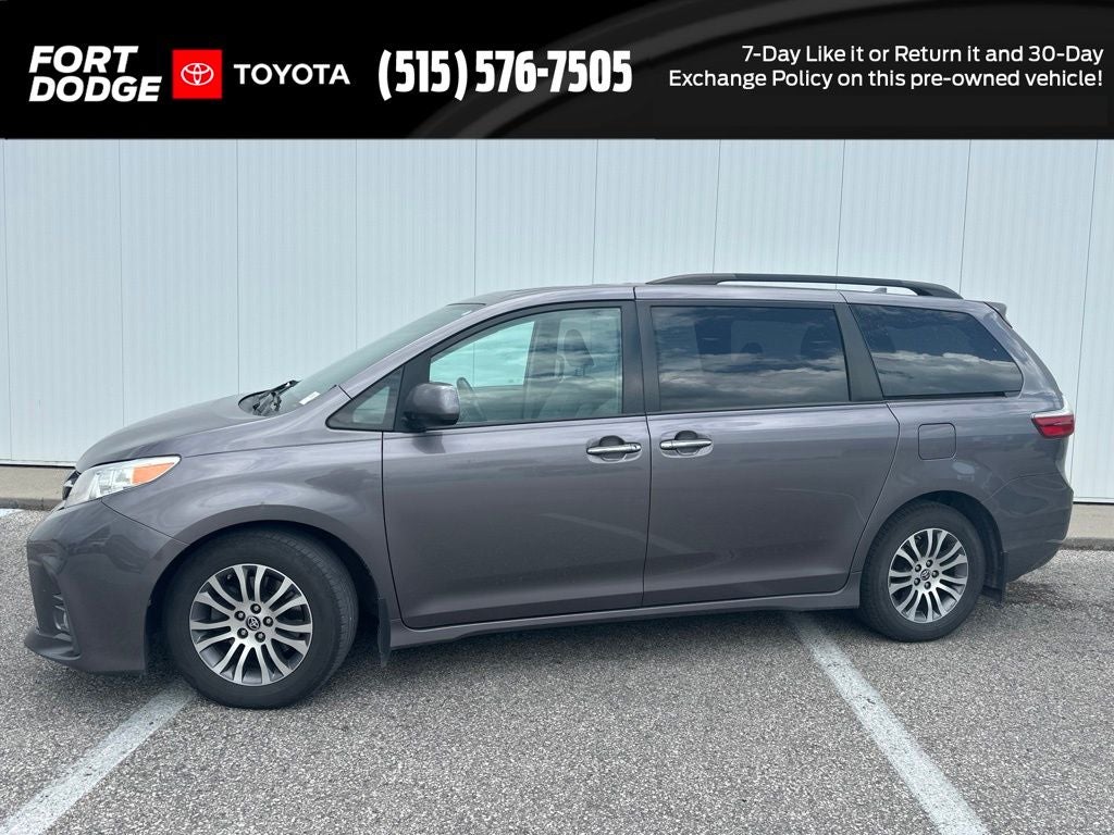 2020 Toyota Sienna XLE Premium 8 Passenger