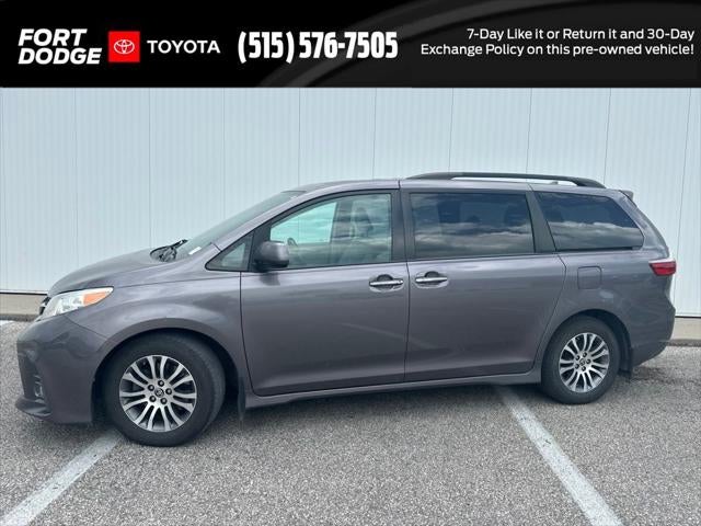 2020 Toyota Sienna XLE Premium 8 Passenger