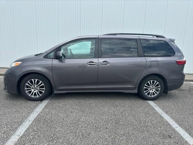 2020 Toyota Sienna XLE Premium 8 Passenger