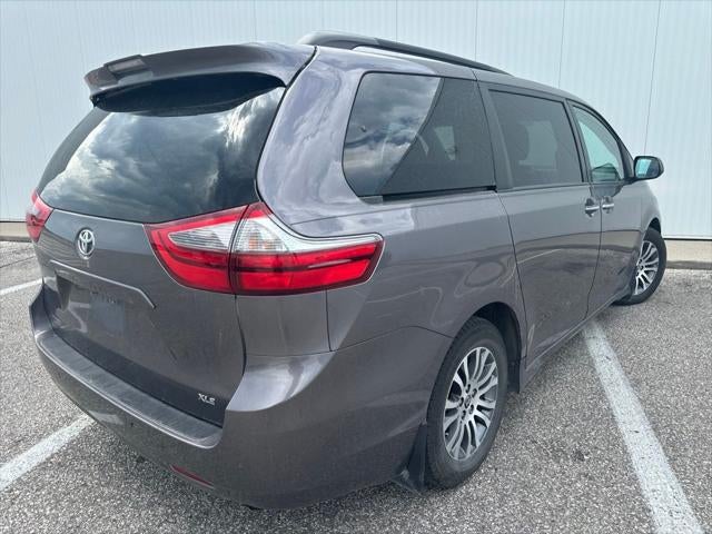 2020 Toyota Sienna XLE Premium 8 Passenger